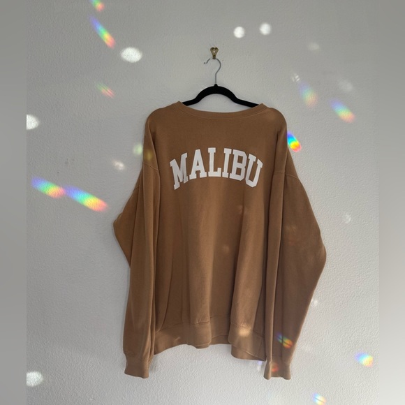 Tops - Malibu sweatshirt in brown - super soft and oversized fit, size L